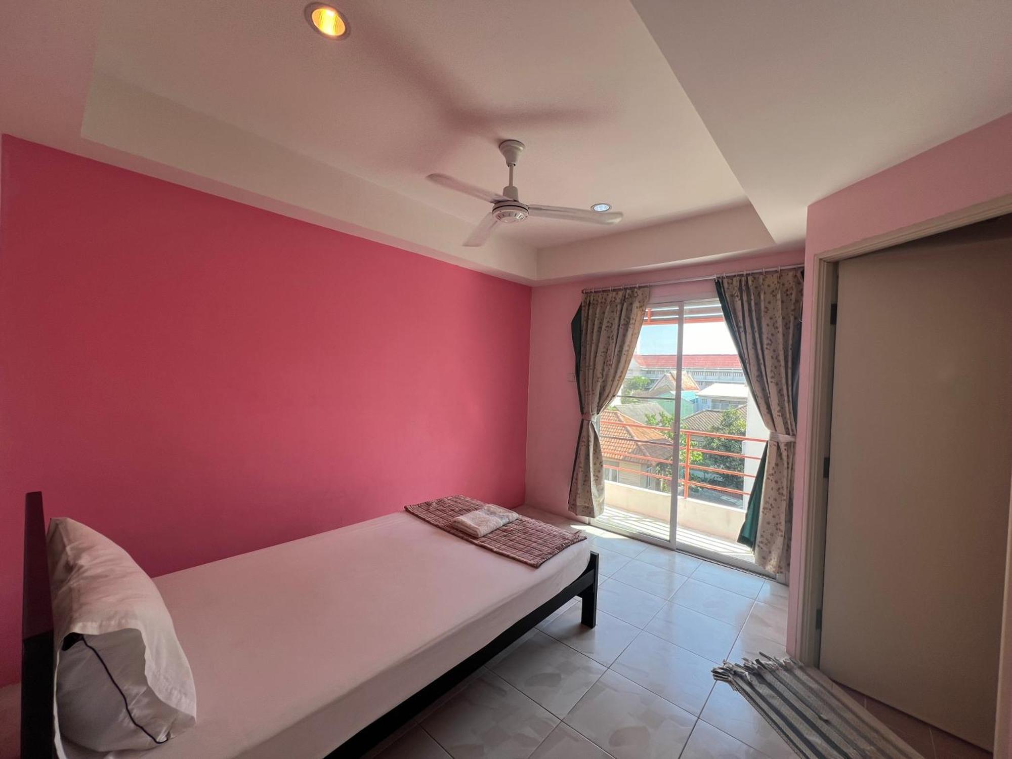 होटल Bonita House Bangkok